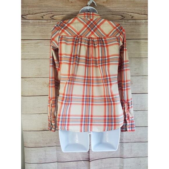 The North Face Plaid Button Down Size XS - Picture 2 of 7